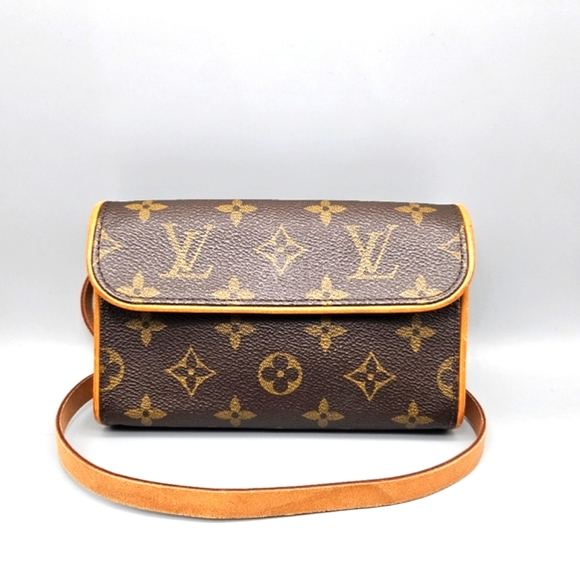 Louis Vuitton Handbags - ⭐️Louis Vuitton LV Waist/Shoulder Bag  Pochette Florentine⭐️